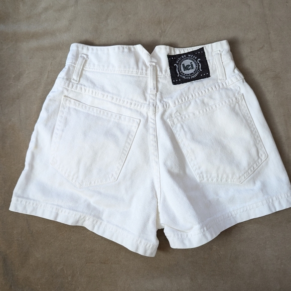 Vintage LEI High Rise Denim Shorts - Picture 3 of 8